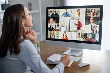 Tips to Lead your Remote Sales Team with Videos
